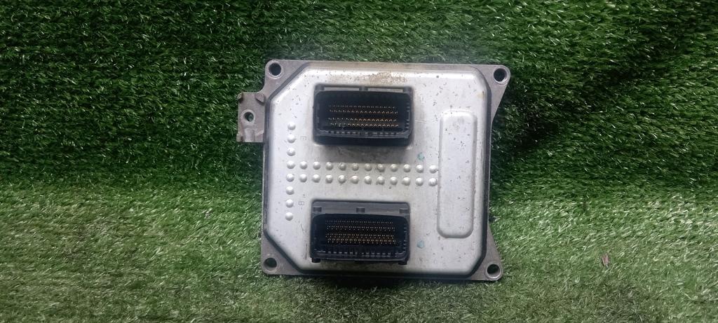 блок управления двигателем Opel Astra H рестайлинг (2006—2014) 2008, 1.8i Z18XER, 55564081 - фото №1