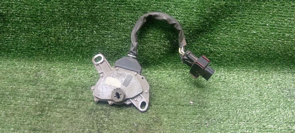 селектор АКПП Opel Astra H рестайлинг (2006—2014) 2008, 1.8i Z18XER, 6290392 - фото №1