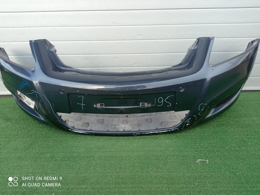 бампер передний Opel Zafira B рестайлинг (2008—2014) 2011, 1.8i Z18XER, 13247273 - фото №1