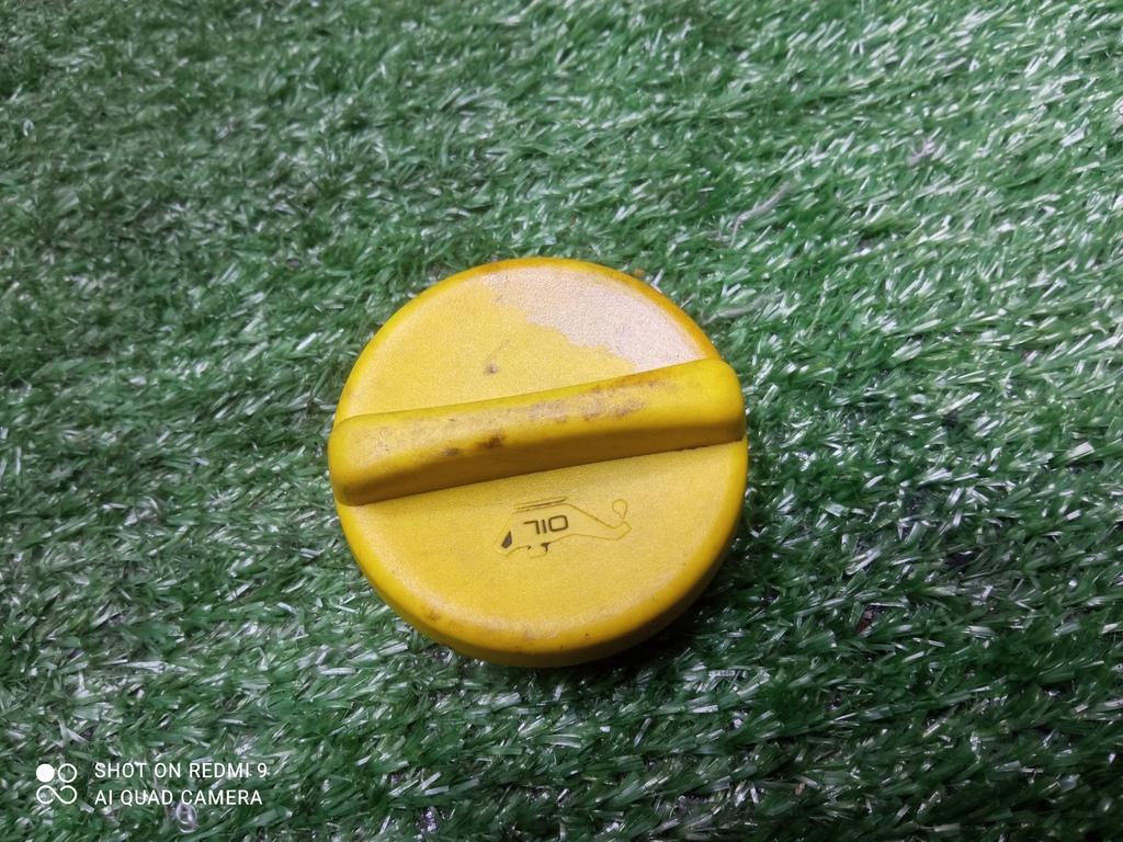 пробка маслозаливная Opel Astra H рестайлинг (2006—2014) 2011, 1.6i Z16XER, 90412508 - фото №1