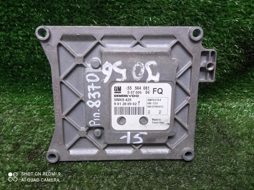 блок управления двигателем Opel Astra H рестайлинг (2006—2014) 2010, 1.8i Z18XER, 55564081 - фото №1