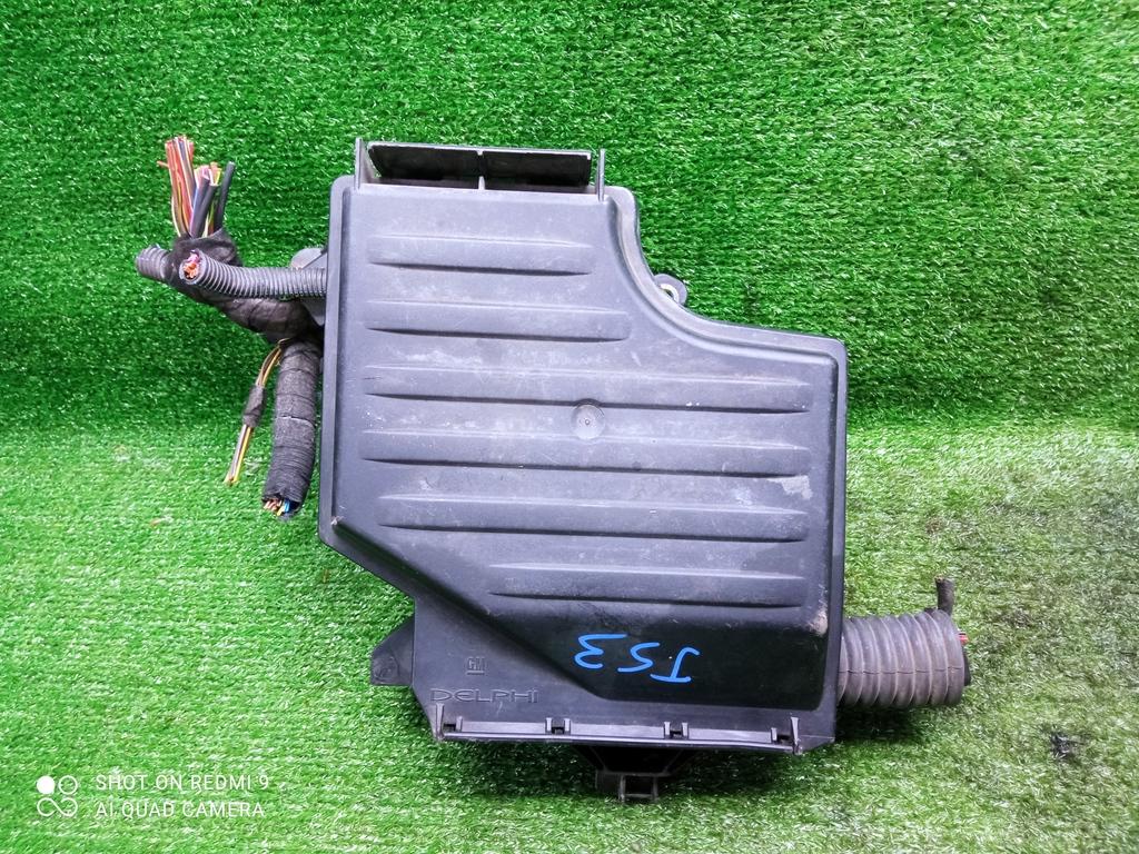 блок предохранителей Opel Corsa C рестайлинг (2003—2006) 2004, 1.2i Z12XEP, 1238023 - фото №1