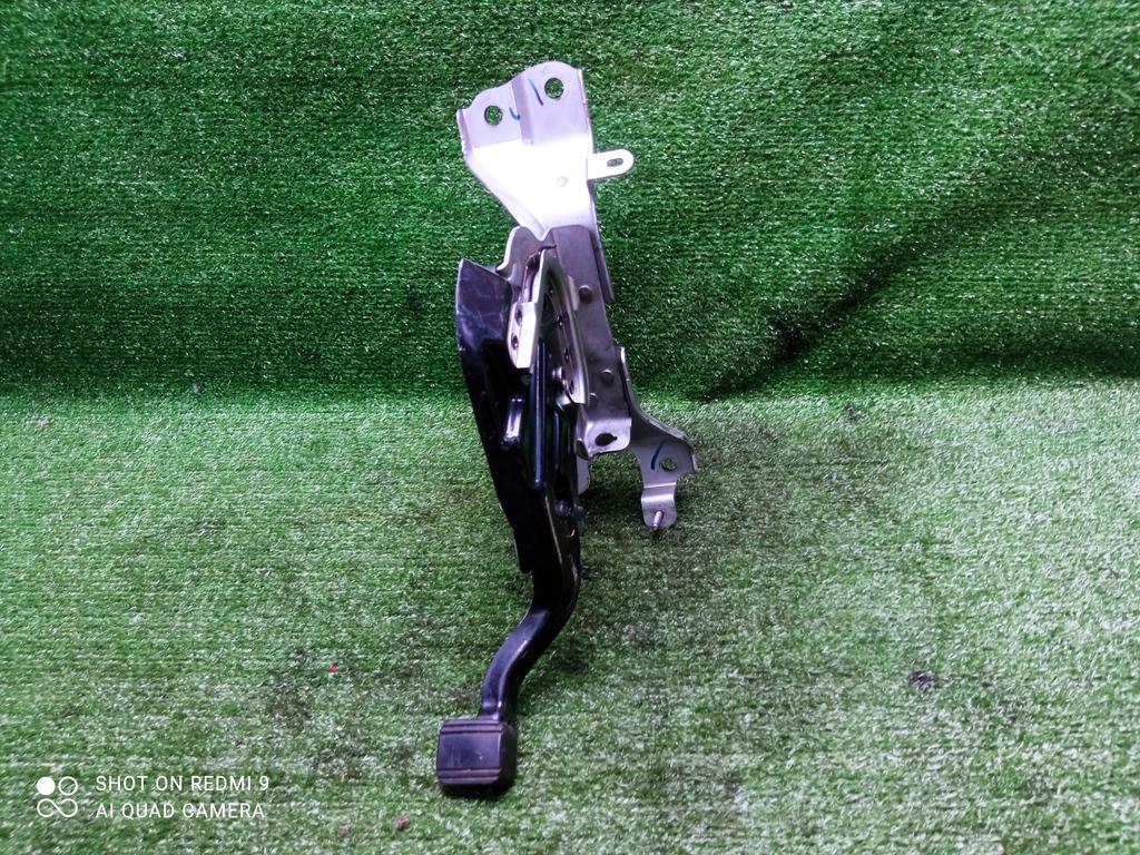 педаль тормоза Nissan Leaf II (2017—2025) 2022, EM57, 360103NG1B - фото №1