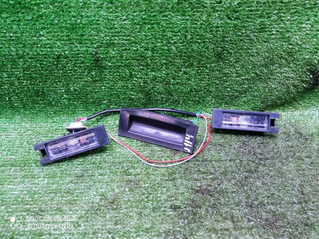 кнопка открытия багажника Opel Zafira B рестайлинг (2008—2014) 2011, 1.6i Z16XER, 13199906 - фото №1