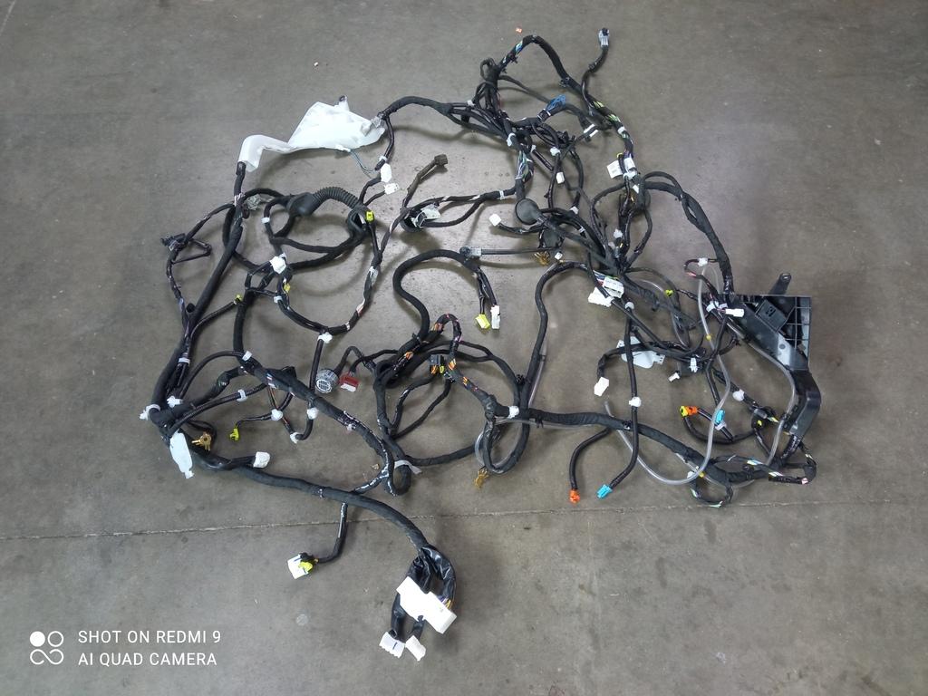 проводка Nissan Leaf II (2017—2025) 2022, EM57, 240145SC6D - фото №1