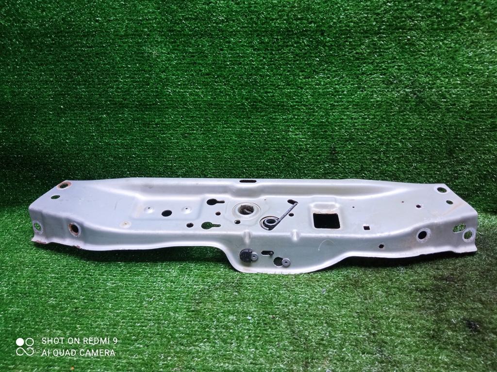 передняя панель крепления облицовки (телевизор) Opel Zafira B рестайлинг (2008—2014) 2011, 1.8i Z18XER, 93189014 - фото №1