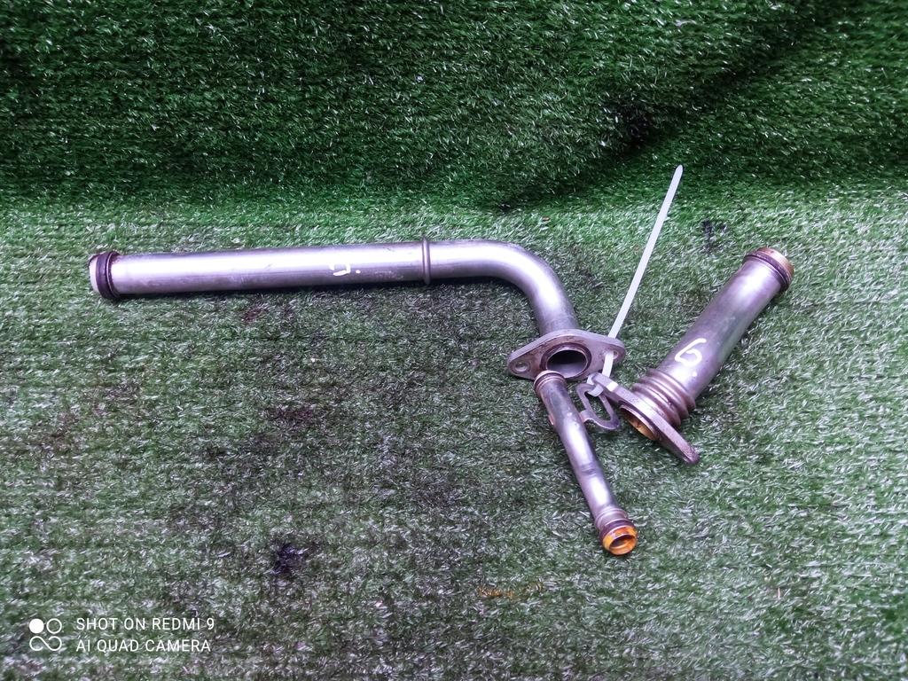 трубка охлаждающей жидкости Opel Astra H рестайлинг (2006—2014) 2011, 1.8i Z18XER, 55353329 - фото №1