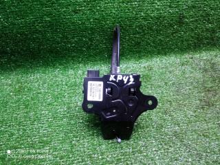 замок багажника Chevrolet Cruze I (2009—2012) 2011, 1.6i F16D4, 13513995