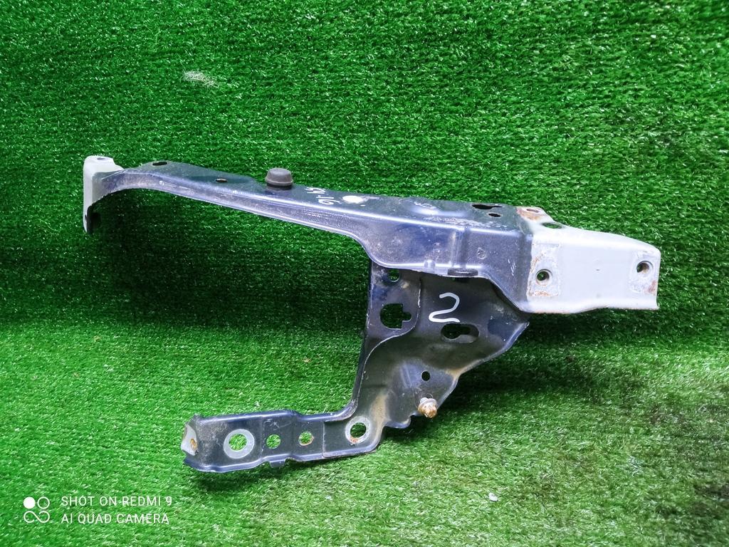 передняя панель крепления облицовки (телевизор) Opel Astra H рестайлинг (2006—2014) 2011, 1.4i Z14XEP, 13237139 - фото №1