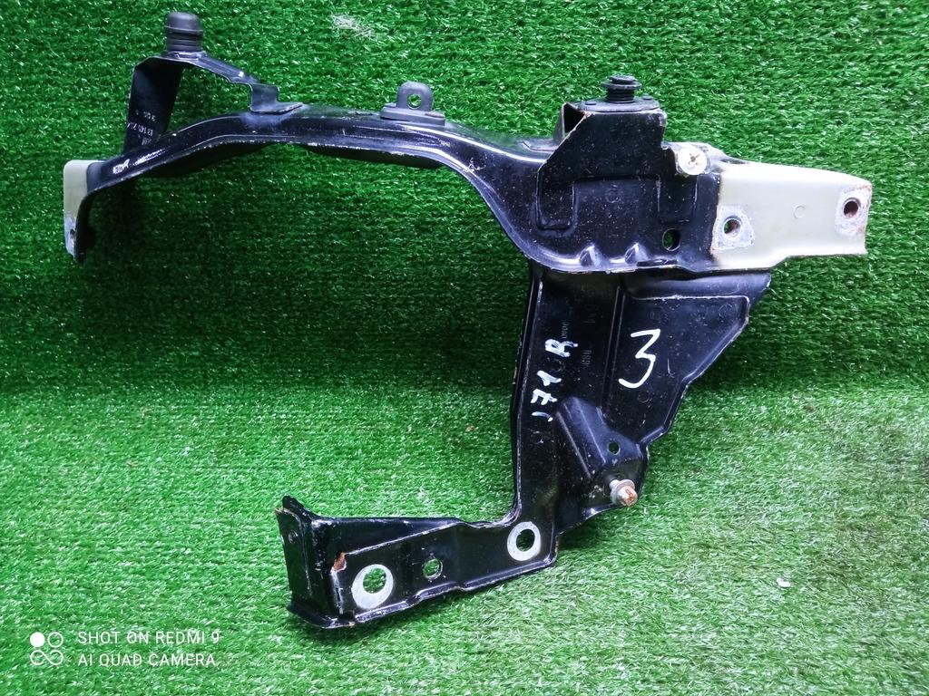 передняя панель крепления облицовки (телевизор) Opel Zafira B рестайлинг (2008—2014) 2011, 1.8i Z18XER, 93184625 - фото №1