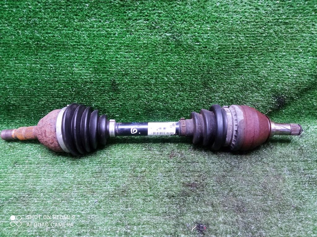 полуось передняя левая (приводной вал, ШРУС) Opel Astra H рестайлинг (2006—2014) 2011, 1.8i Z18XER, 13136382 - фото №1