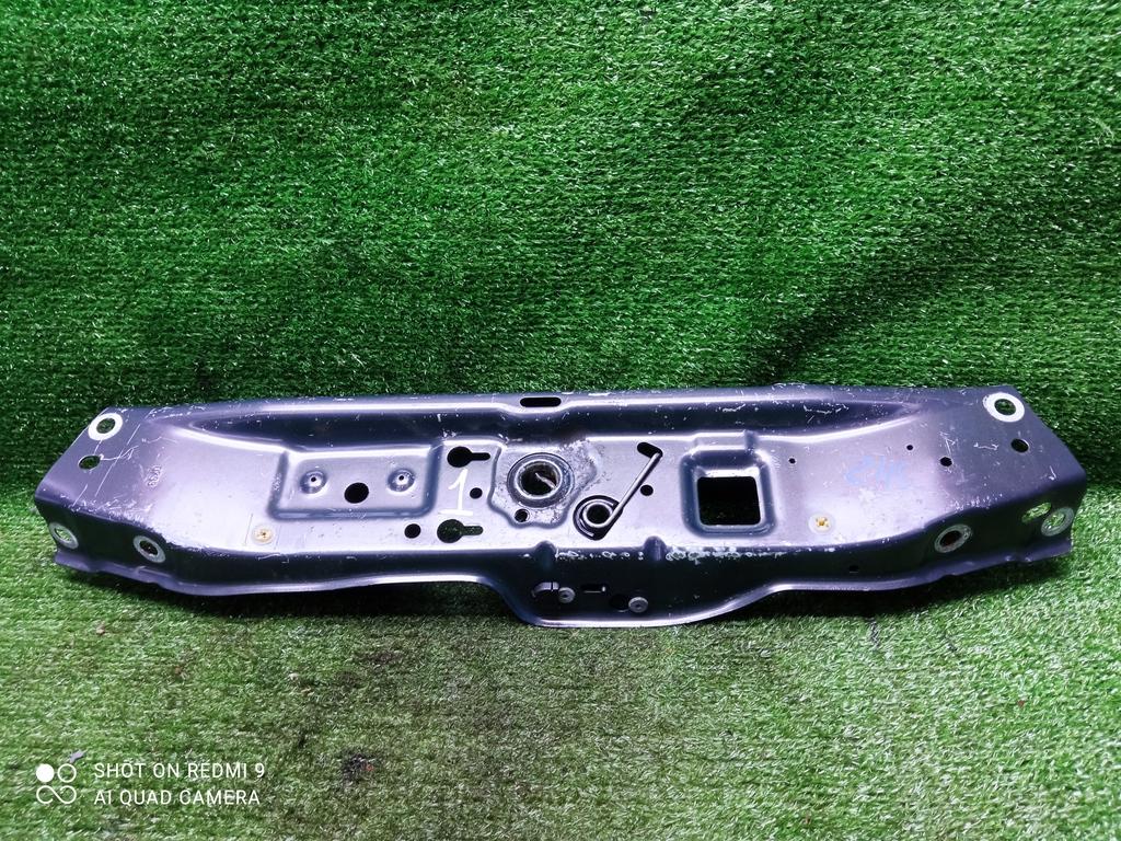 передняя панель крепления облицовки (телевизор) Opel Astra H рестайлинг (2006—2014) 2011, 1.6i Z16XER, 93189014 - фото №1