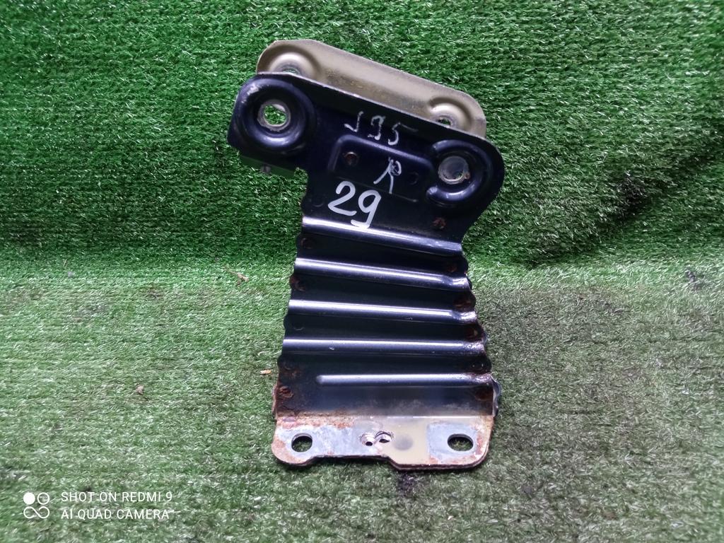 кронштейн переднего бампера Opel Zafira B рестайлинг (2008—2014) 2011, 1.8i Z18XER, 93184616 - фото №1