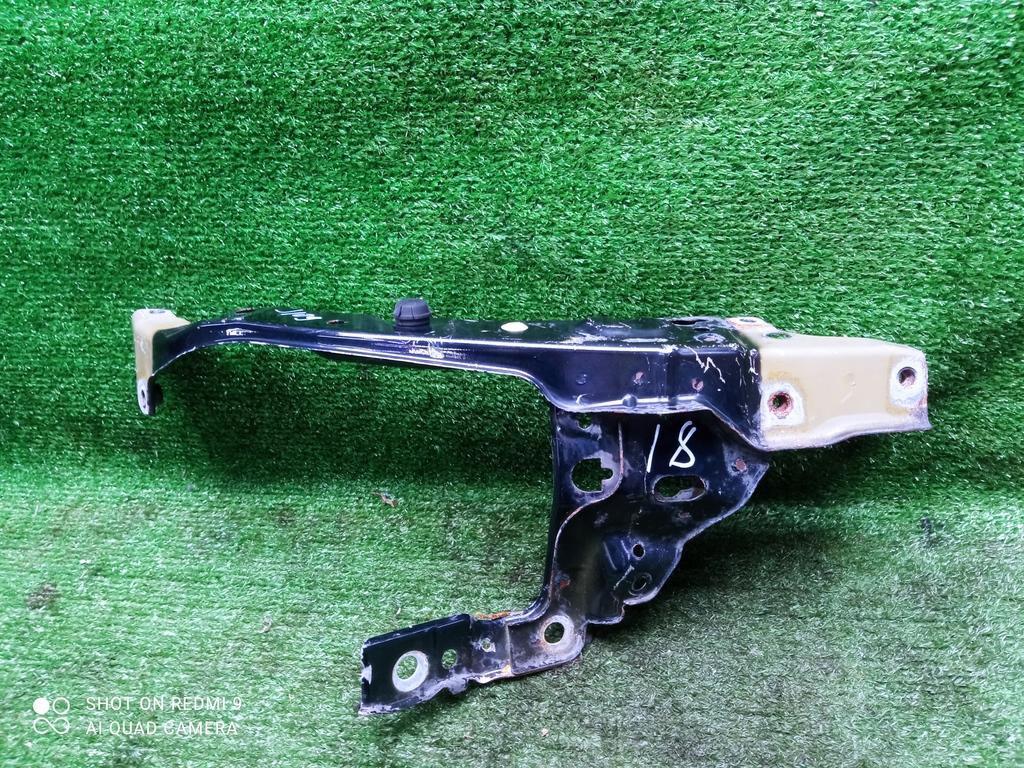 передняя панель крепления облицовки (телевизор) Opel Astra H рестайлинг (2006—2014) 2011, 1.4i Z14XEP, 13237139 - фото №1