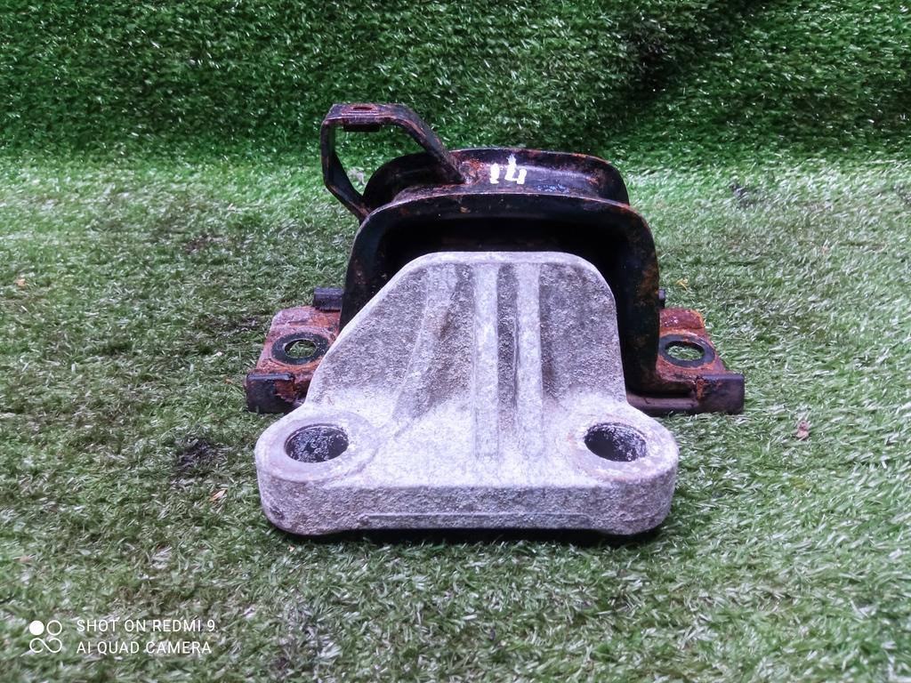 подушка крепления двигателя Opel Corsa D (2006—2010) 2009, 1.4i Z14XEP, 13130745 - фото №1