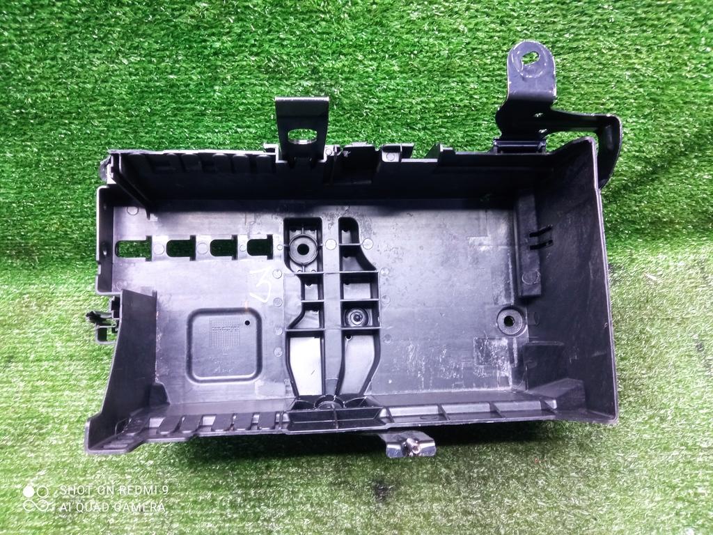 полка аккумулятора Opel Astra J (2009—2012) 2011, 1.4T A14NET, 13354420 - фото №1