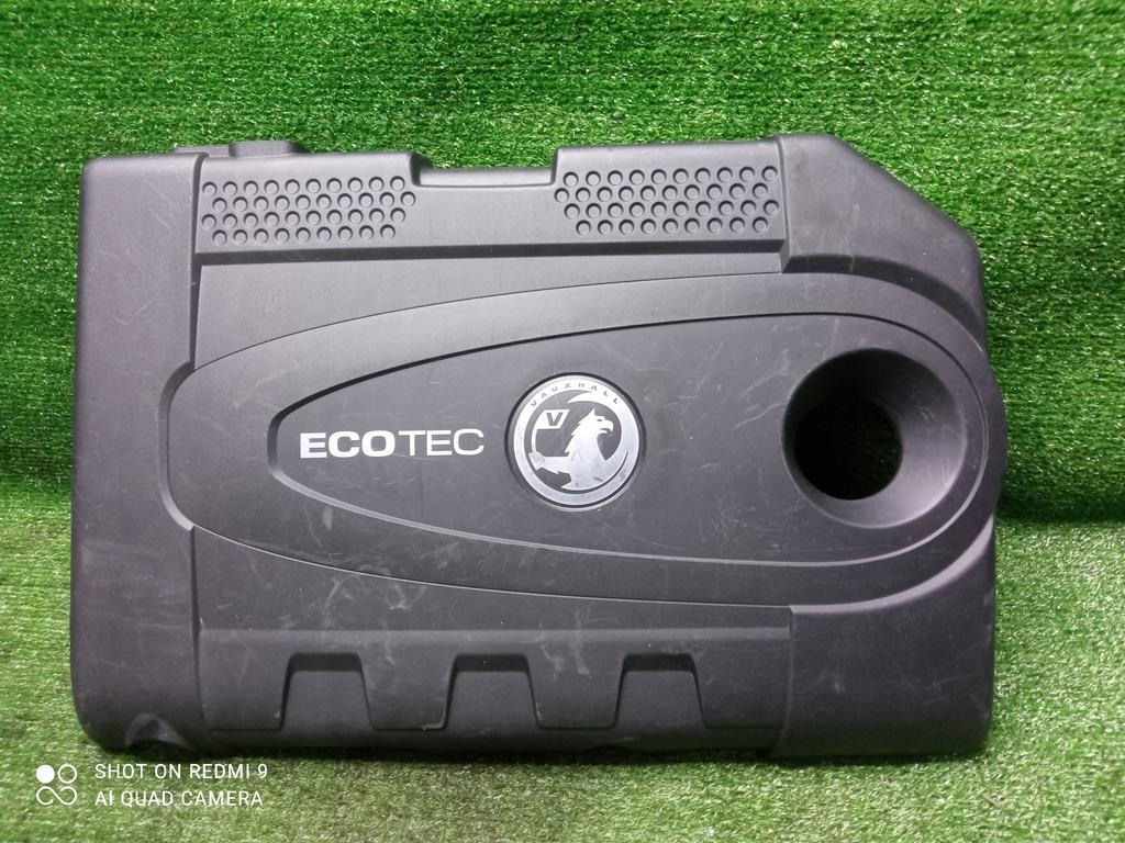 накладка декоративная Opel Astra J рестайлинг (2012—2018) 2013, 2.0TD A20DTH, 55582063 - фото №1