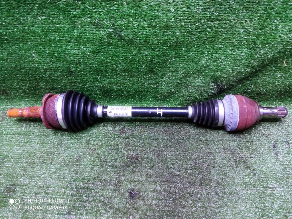 полуось передняя левая (приводной вал, ШРУС) Opel Astra J рестайлинг (2012—2018) 2013, 1.6i A16XER, 13335140 - фото №1