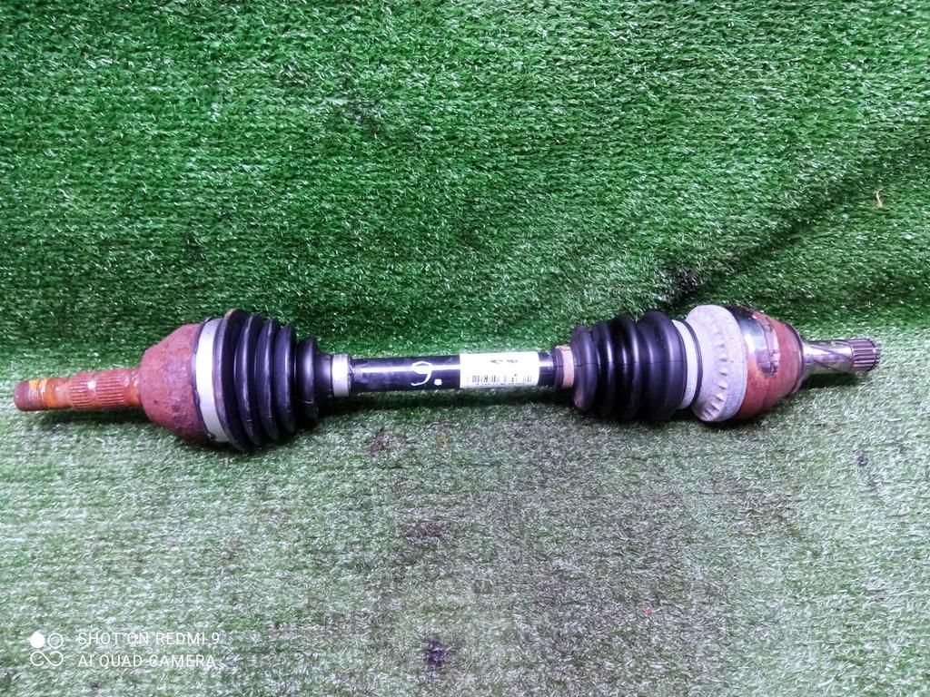 полуось передняя левая (приводной вал, ШРУС) Opel Astra H рестайлинг (2006—2014) 2011, 1.6i Z16XER, 13136379 - фото №1