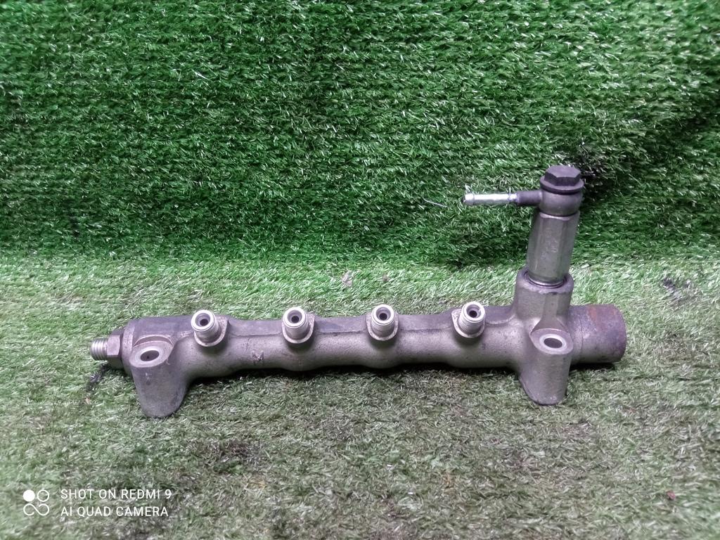 топливная рампа Opel Astra H рестайлинг (2006—2014) 2011, 1.7TD Z17DTR, 97376271 - фото №1