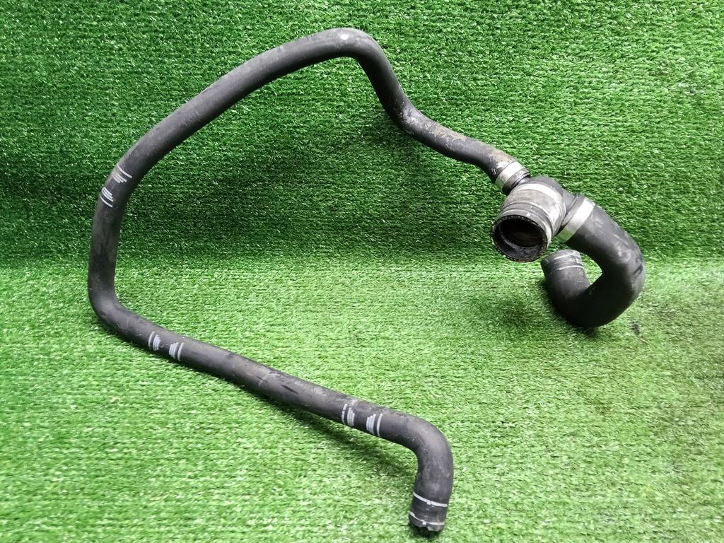 патрубок радиатора Opel Astra H рестайлинг (2006—2014) 2010, 1.6i Z16XER, 13118272 - фото №1