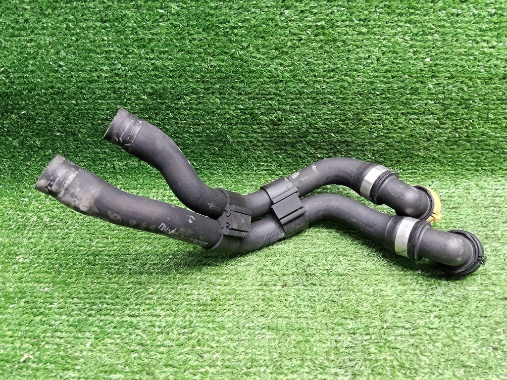 патрубок отопителя (печки) Opel Astra H рестайлинг (2006—2014) 2010, 1.6i Z16XER, 13170118 - фото №1