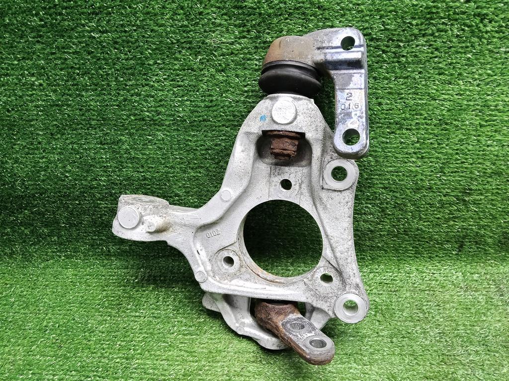 кулак поворотный левый Opel Astra GTC J (2009—2012) 2012, 1.6T A16LET, 13248528 - фото №1