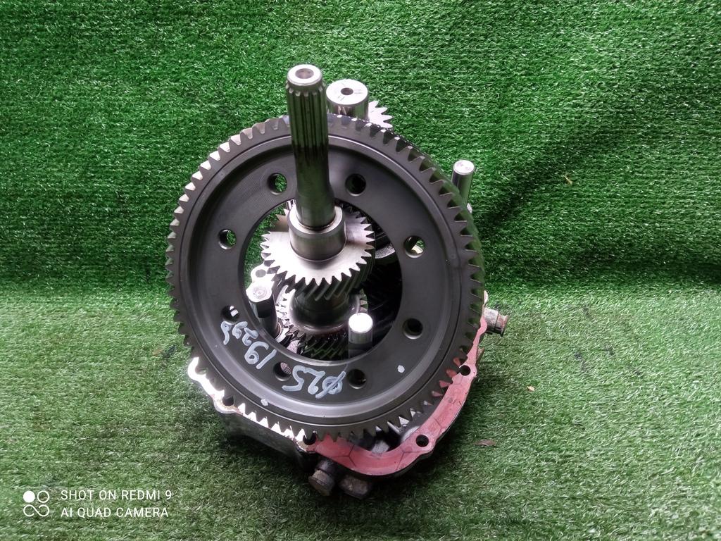 Вал вторичный Opel Astra H рестайлинг (2006—2014) 2009, 1.8i Z18XER, 55557085 - фото №1