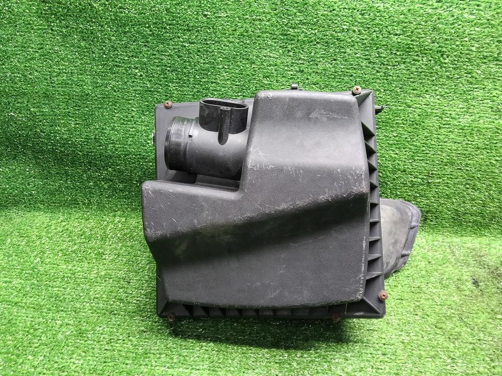 корпус воздушного фильтра Opel Astra J рестайлинг (2012—2018) 2012, 1.4i A14XER, 13272757 - фото №1