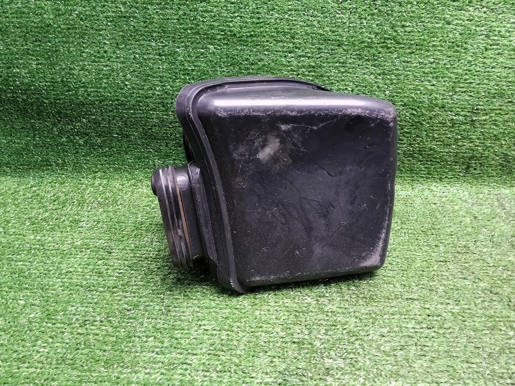 резонатор воздушного фильтра Opel Astra GTC J рестайлинг (2011—2017) 2014, 1.4T A14NET, 13337770 - фото №1