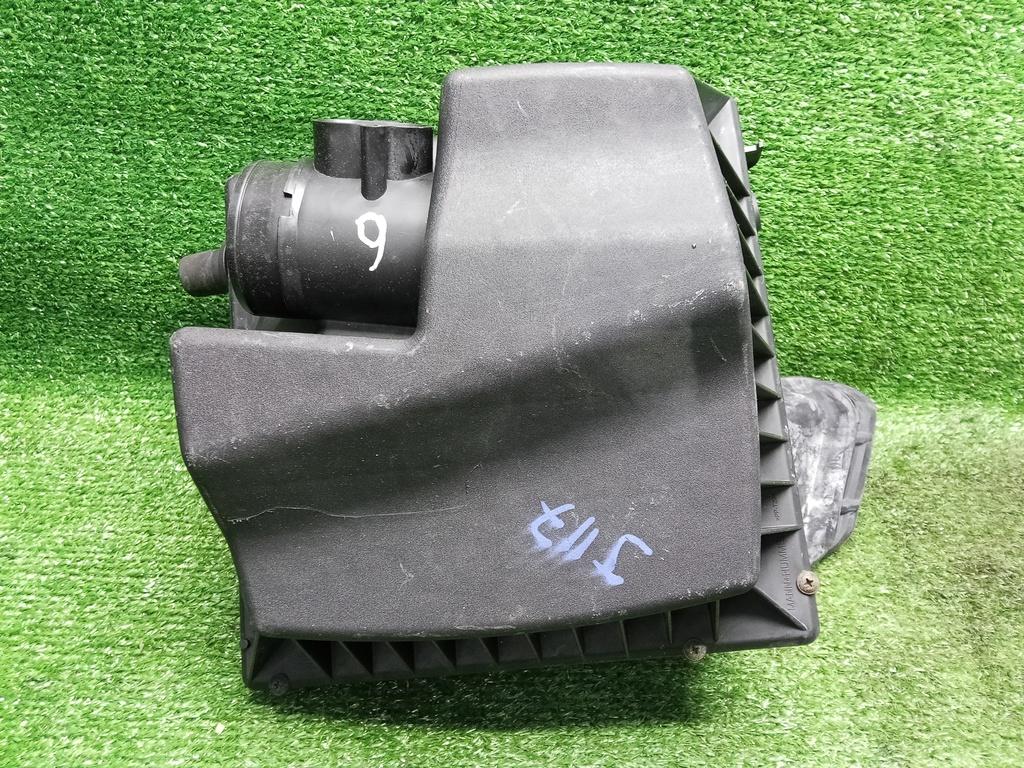 корпус воздушного фильтра Opel Astra J (2009—2012), 1.6i A16XER, 13272759 - фото №1