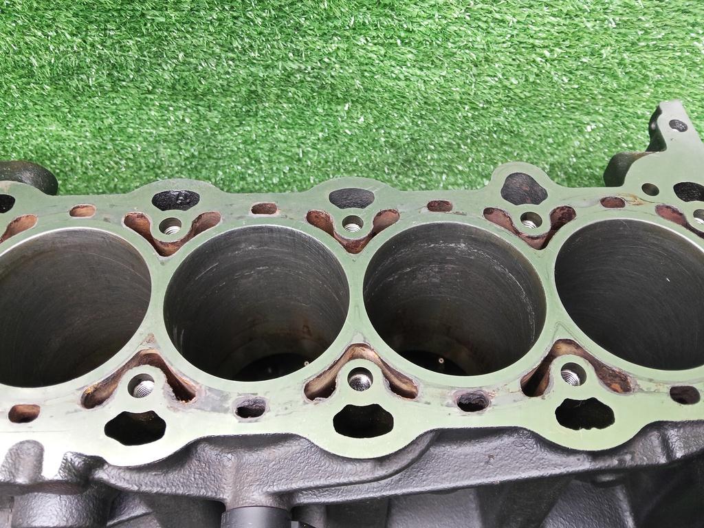 блок цилиндров Opel Astra J рестайлинг (2012—2018) 2013, 1.4T A14NET, 55572435 - фото №1