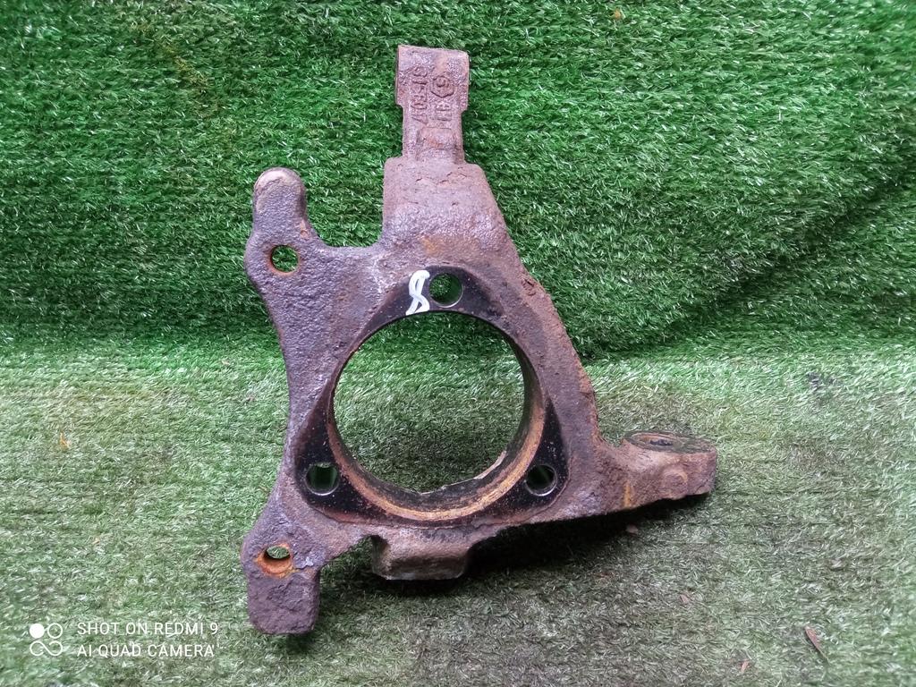 кулак поворотный левый Opel Astra H рестайлинг (2006—2014) 2011, 1.8i Z18XER, 161742911 - фото №1