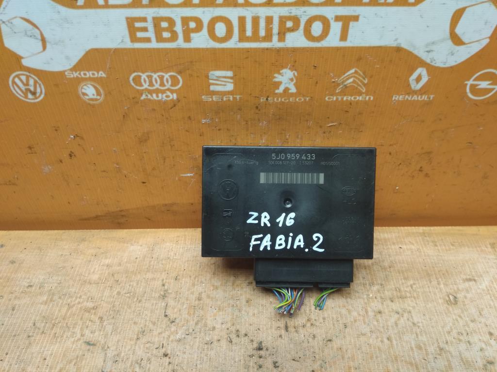 блок комфорта Skoda Fabia II (2007—2010) 2007, 1.2i BZG, 5J0959433 - фото №1