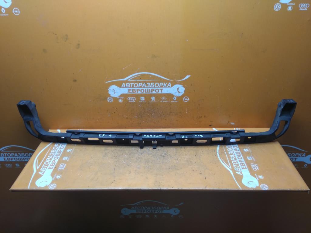 Крепление бампера заднего Volkswagen Passat B6 (2005—2010) 2007, 2.0TD BKP, 3C5807863 - фото №1