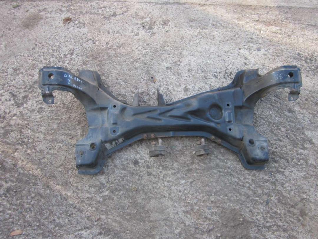 балка подвески передняя (подрамник) Ford Galaxy 1 поколение 1998, 1.9 л., дизель, МКПП - фото №1