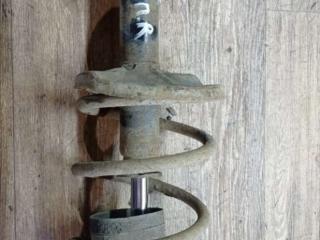 стойка передняя правая Toyota Carina T170 1991, 1.6 л., бензин, МКПП, седан