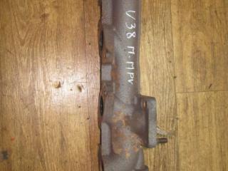 коллектор выпускной Mazda MPV 1 1998, 2.5 л., дизель, МКПП