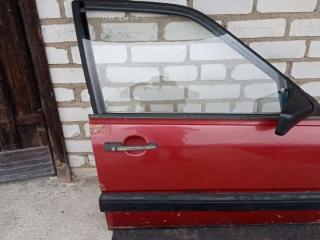дверь передняя правая Audi 100 C3 1983, 2.1 л., бензин, МКПП, седан