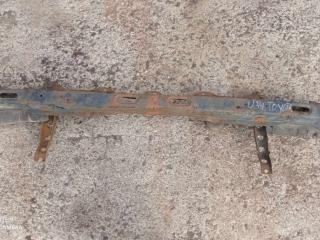 усилитель бампера переднего Toyota Hiace H100 1991, 2.4 л., D, дизель, МКПП, минивэн