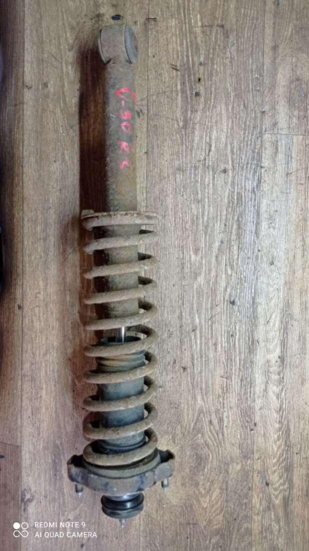 стойка задняя Mitsubishi Space Star 1 поколение 1999, 1.3 л., бензин, МКПП, хетчбэк 5 дв. - фото №1