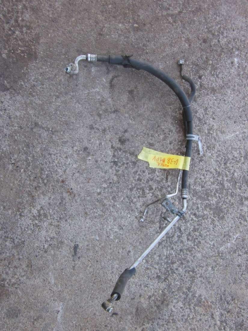 трубка кондиционера Mazda MPV 1 1998, 2.5 л., дизель, МКПП - фото №1