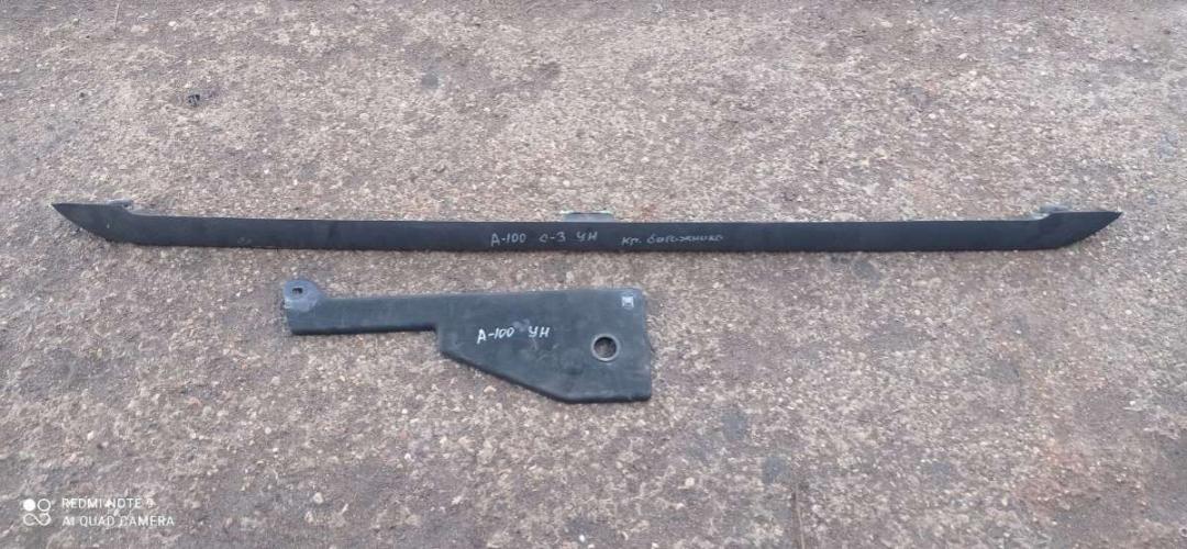 молдинг заднего стекла Audi 100 C3 1986, 1.8 л., бензин, МКПП, универсал - фото №1