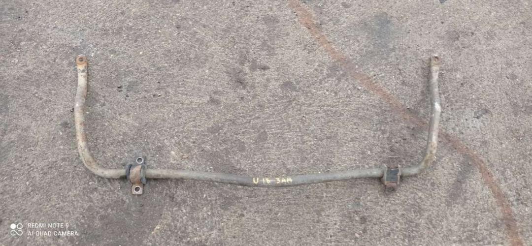 стабилизатор подвески задний Mazda MPV 1 1997, 2.5 л., TDi, дизель, МКПП - фото №1