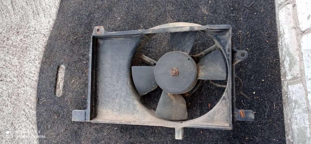 вентилятор радиатора Opel Corsa A 1992, 1.2 л., бензин, МКПП, хетчбэк 5 дв. - фото №1