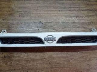 решетка радиатора Nissan Sunny N14 1991, 1.4 л., бензин, МКПП, хетчбэк 5 дв.