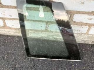 стекло кузовное боковое левое Fiat Punto 1 поколение 1994, 1.2 л., бензин, МКПП, хетчбэк 5 дв.