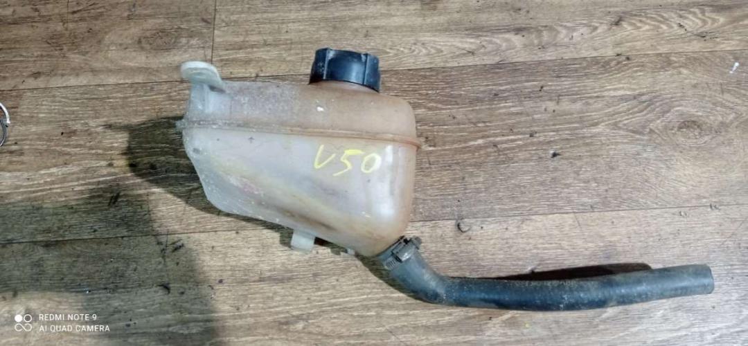 бачок расширительный Opel Corsa A 1992, 1.2 л., бензин, МКПП, хетчбэк 5 дв. - фото №1