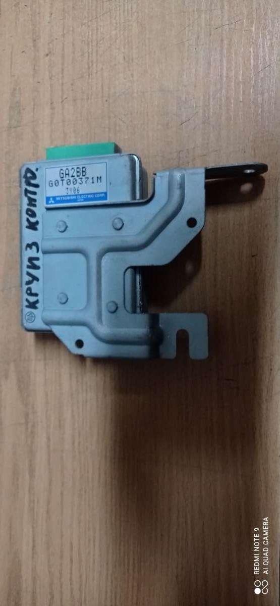 блок круиз-контроля Mazda 626 GE 1996, 2.0 л., бензин, МКПП, седан - фото №1