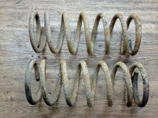 пружина задняя Ford Sierra 1 поколение [рестайлинг] 1988, 2.3 л., дизель, МКПП, хетчбэк 5 дв.